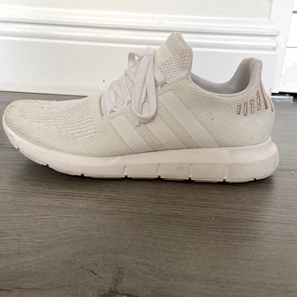 Adidas white, cream, and gold sneakers. Size 8 - Picture 10 of 11